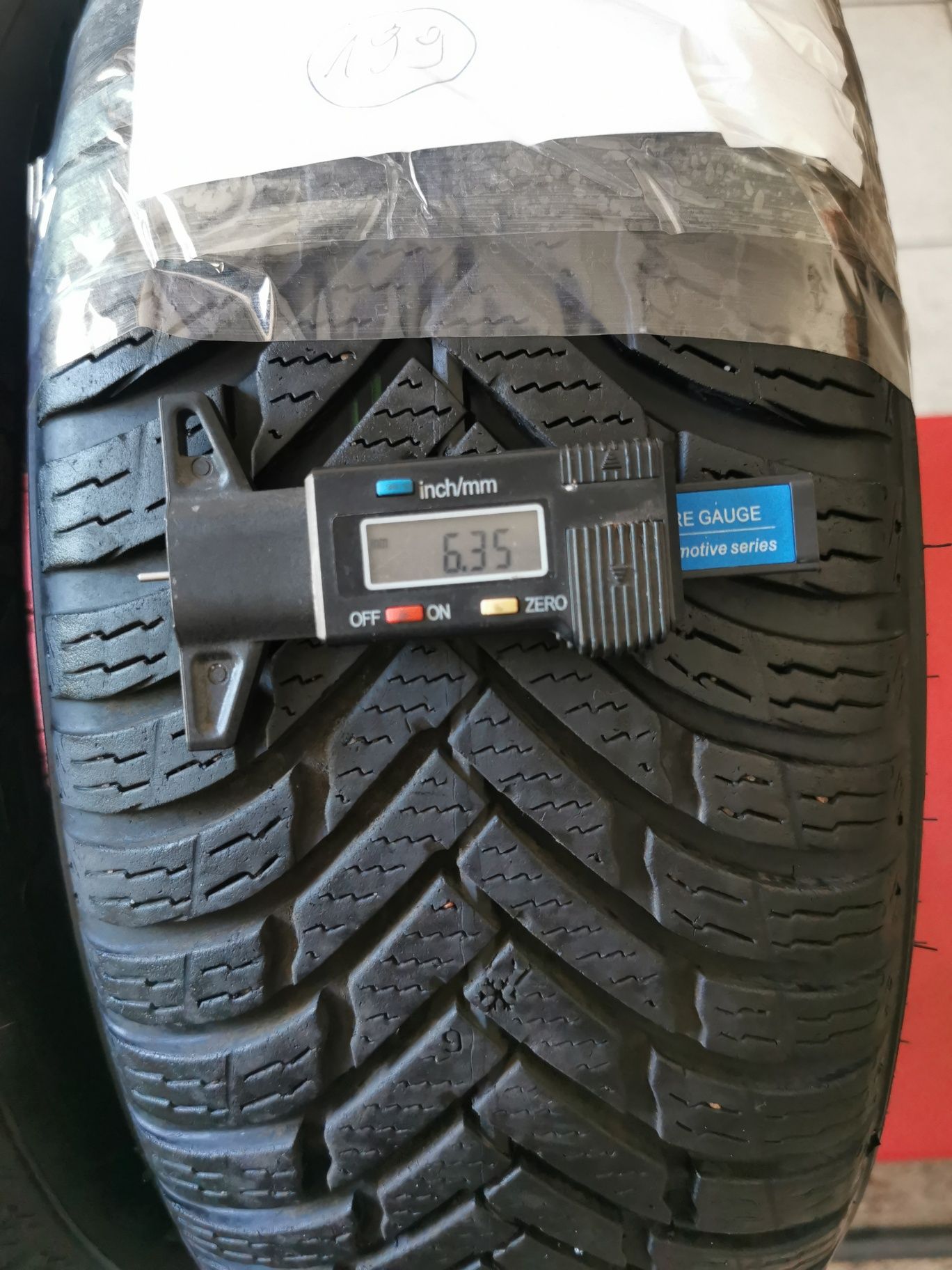 175/65r14 nokian weatherproof