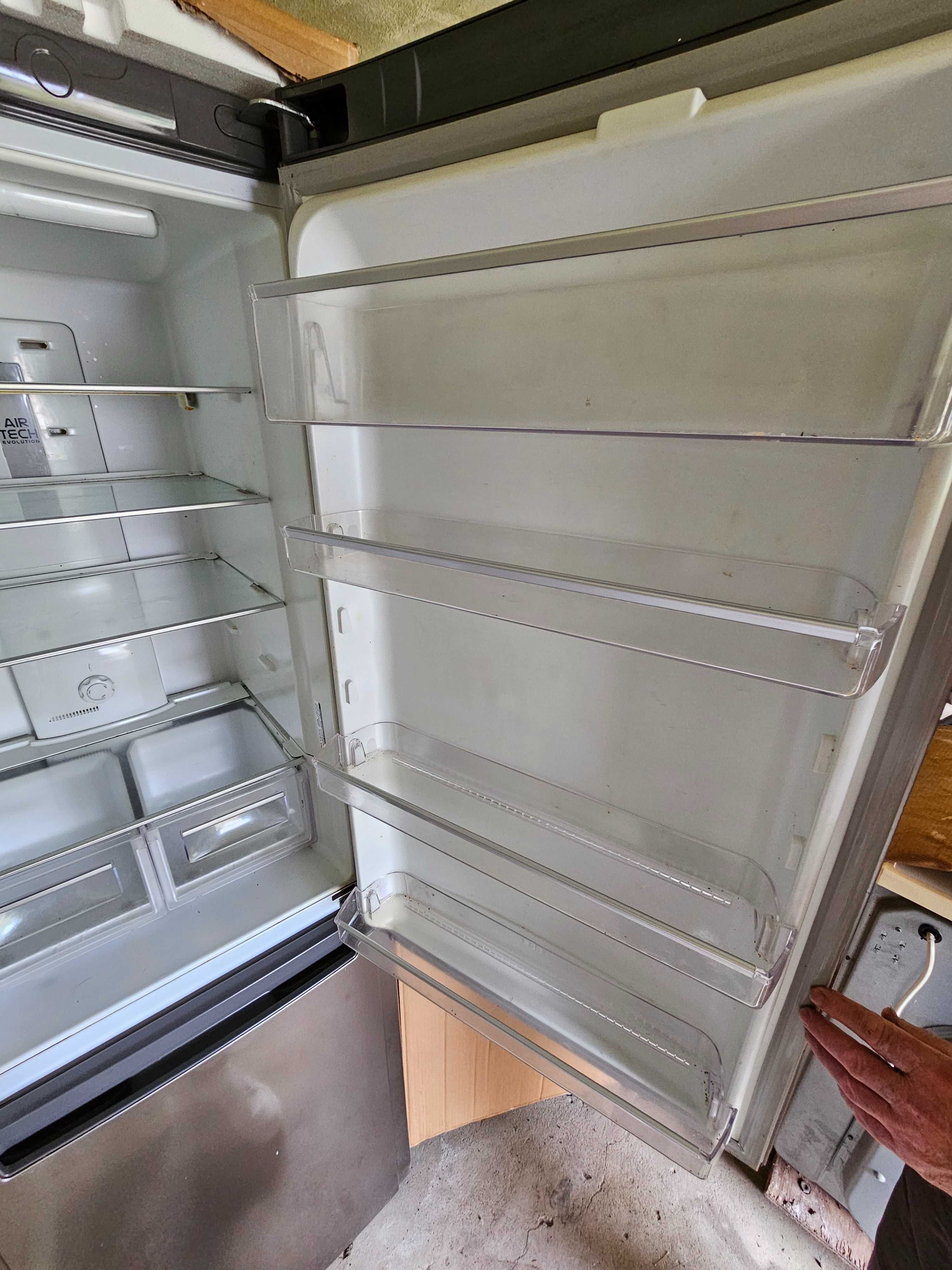 Frigorifico hotpoint ariston EBM 18220f