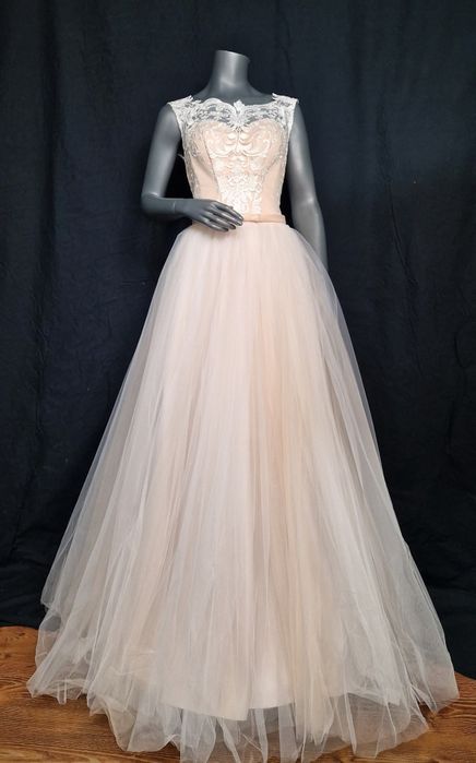 Вечірні (весільні)/ випускні сукні