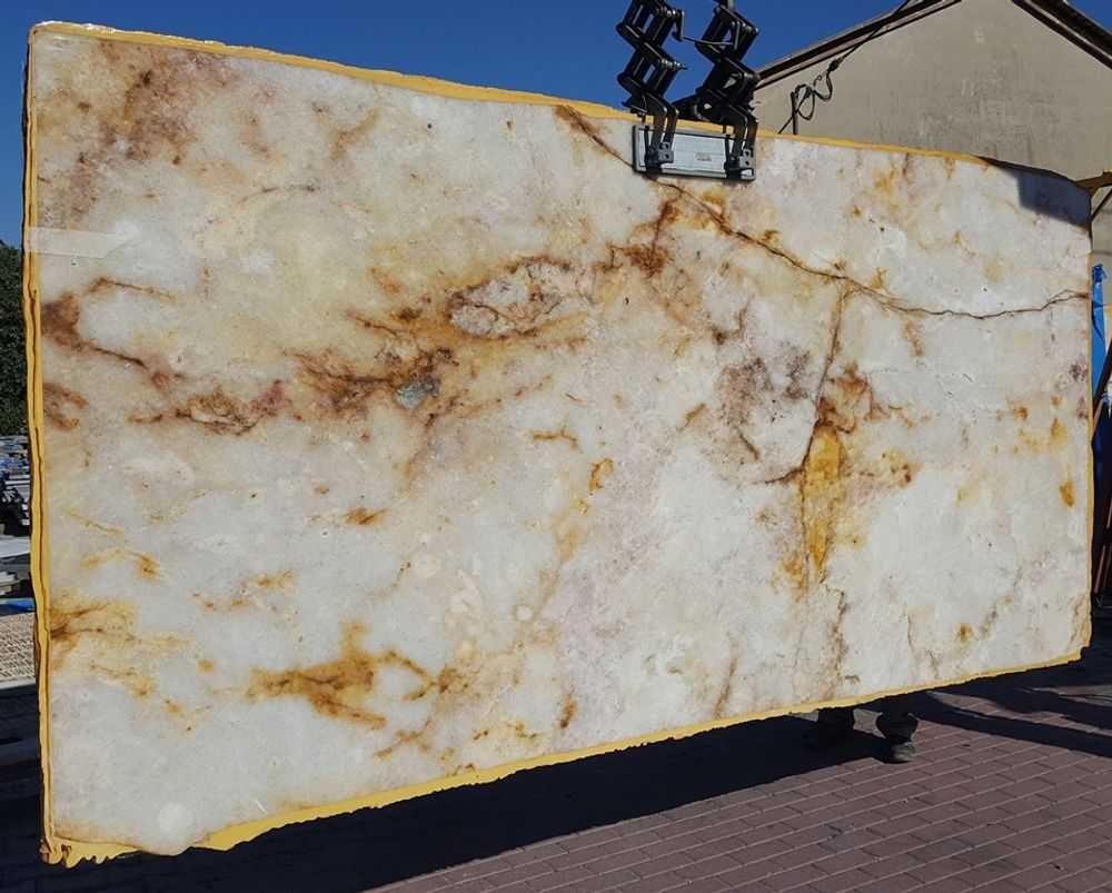 Cristallo gold slaby płyty granitowe marmurowe parapety blaty schody