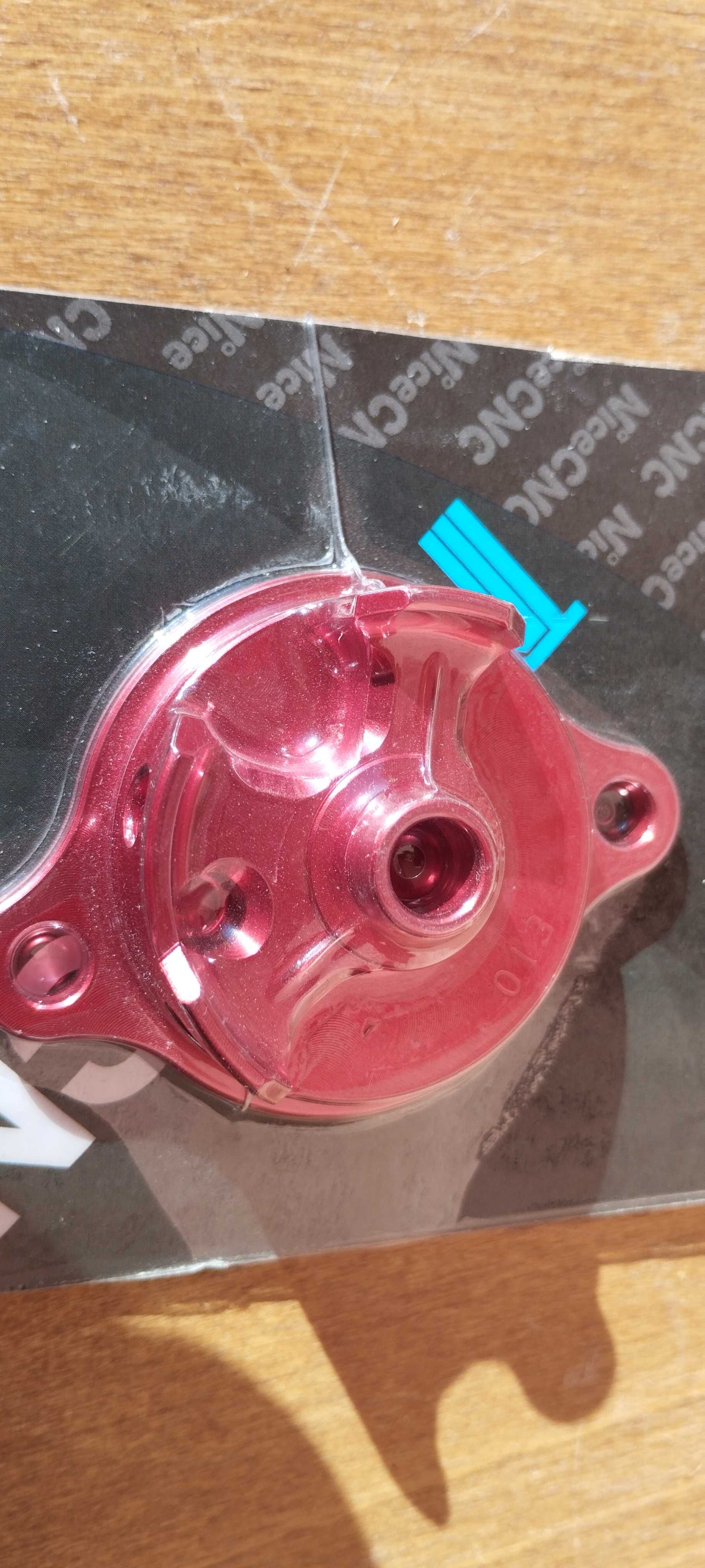 Кришка помпи Honda CRF 250R 10-16