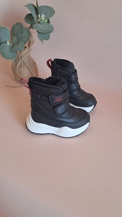 Зимові черевики для хлопчика