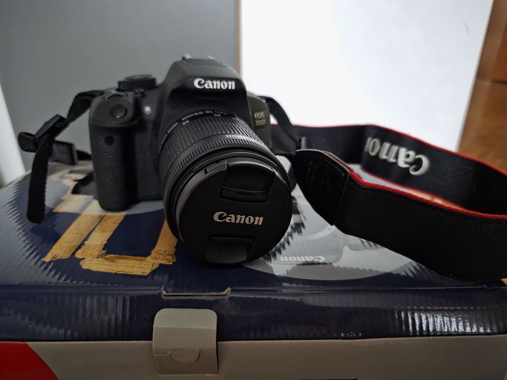 Canon 700D + 18-55 IS STM