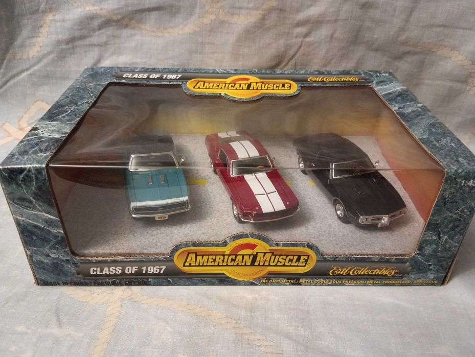 Chevrolet Camaro SS 396, Pontiac Firebird, Shelby GT-350, ERTL 1:43