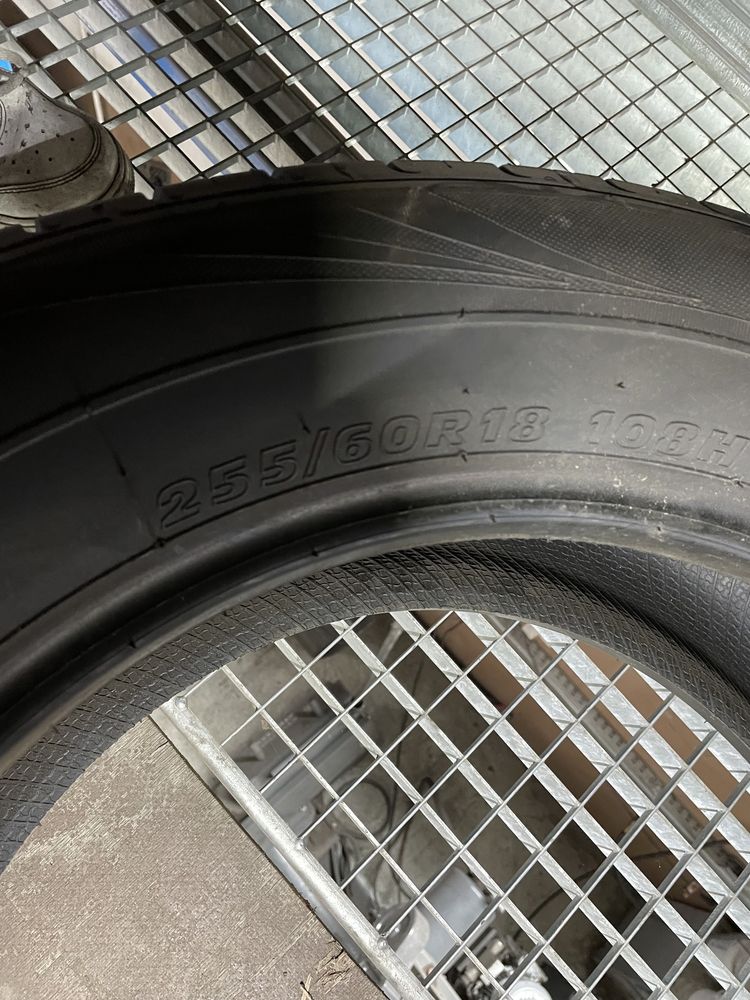 Kumho 255/60 R18