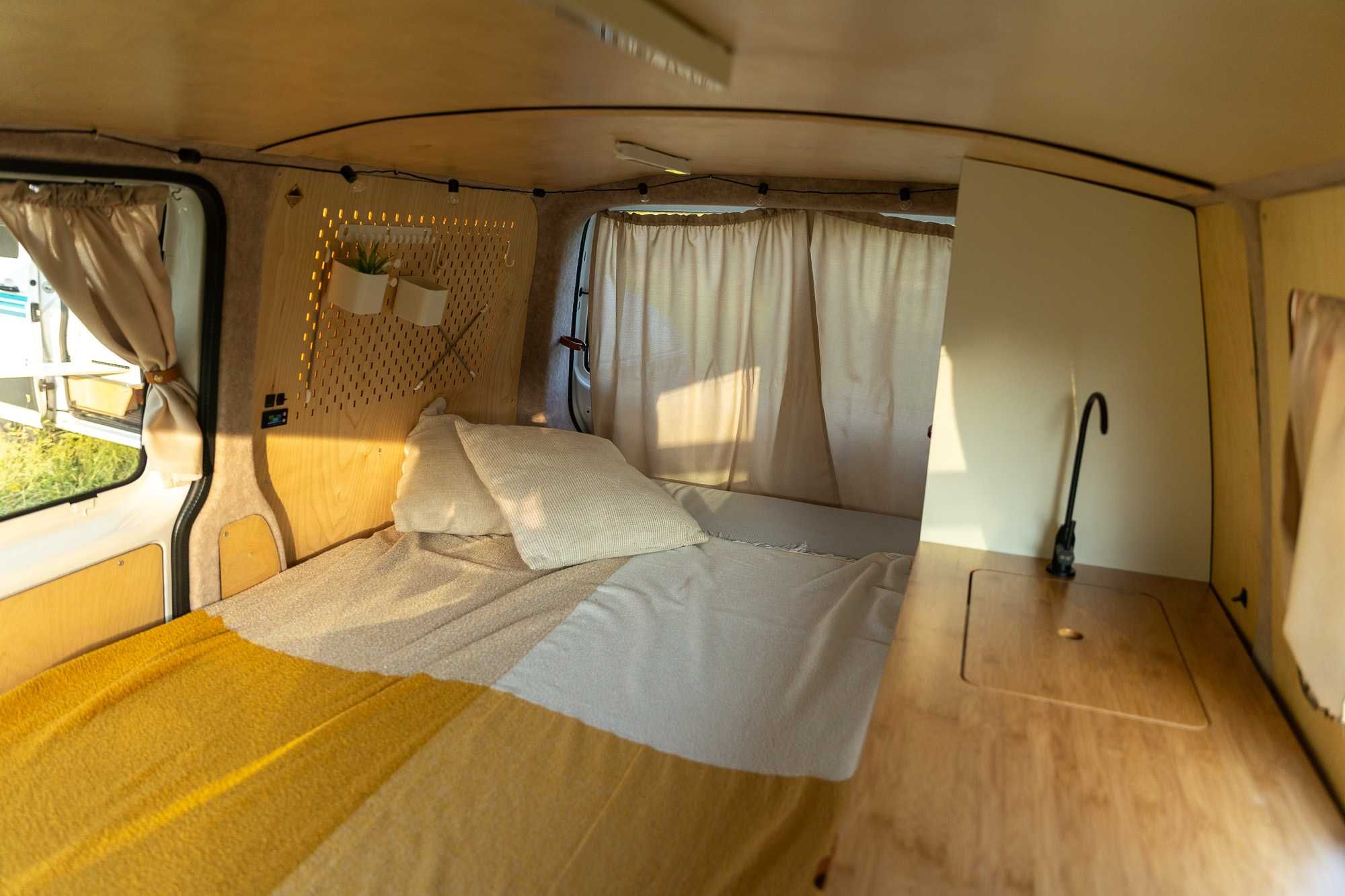 Wynajem Campervan, kamper, van przygodowy - VANWAY CAMPERVANS