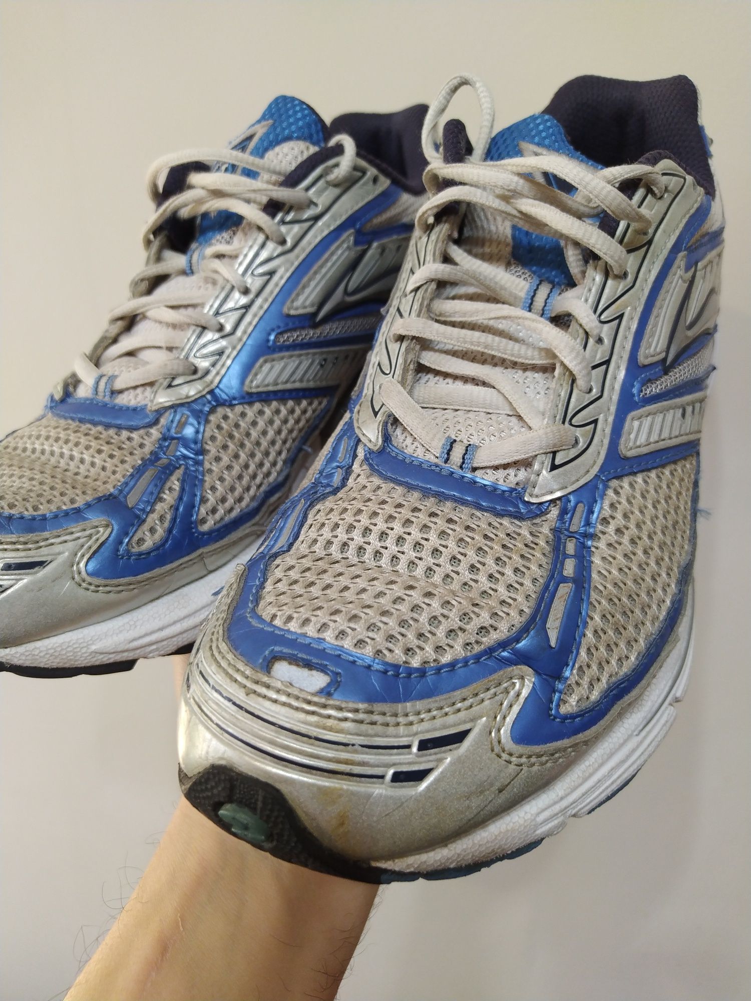 Brooks Adrenaline GTS 42 wkładka 26,5