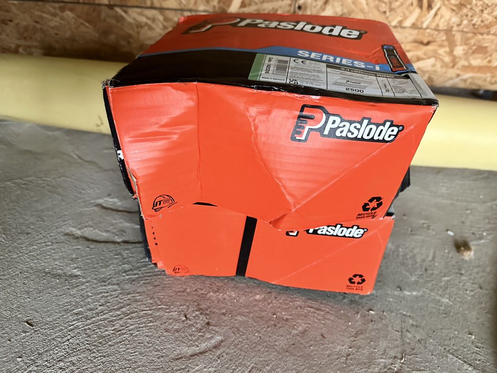 PASLODE GWOŹDZIE 3,1x90 R 2 op. 2500szt. + 4 GAZY SERIES-i | ZESTAW