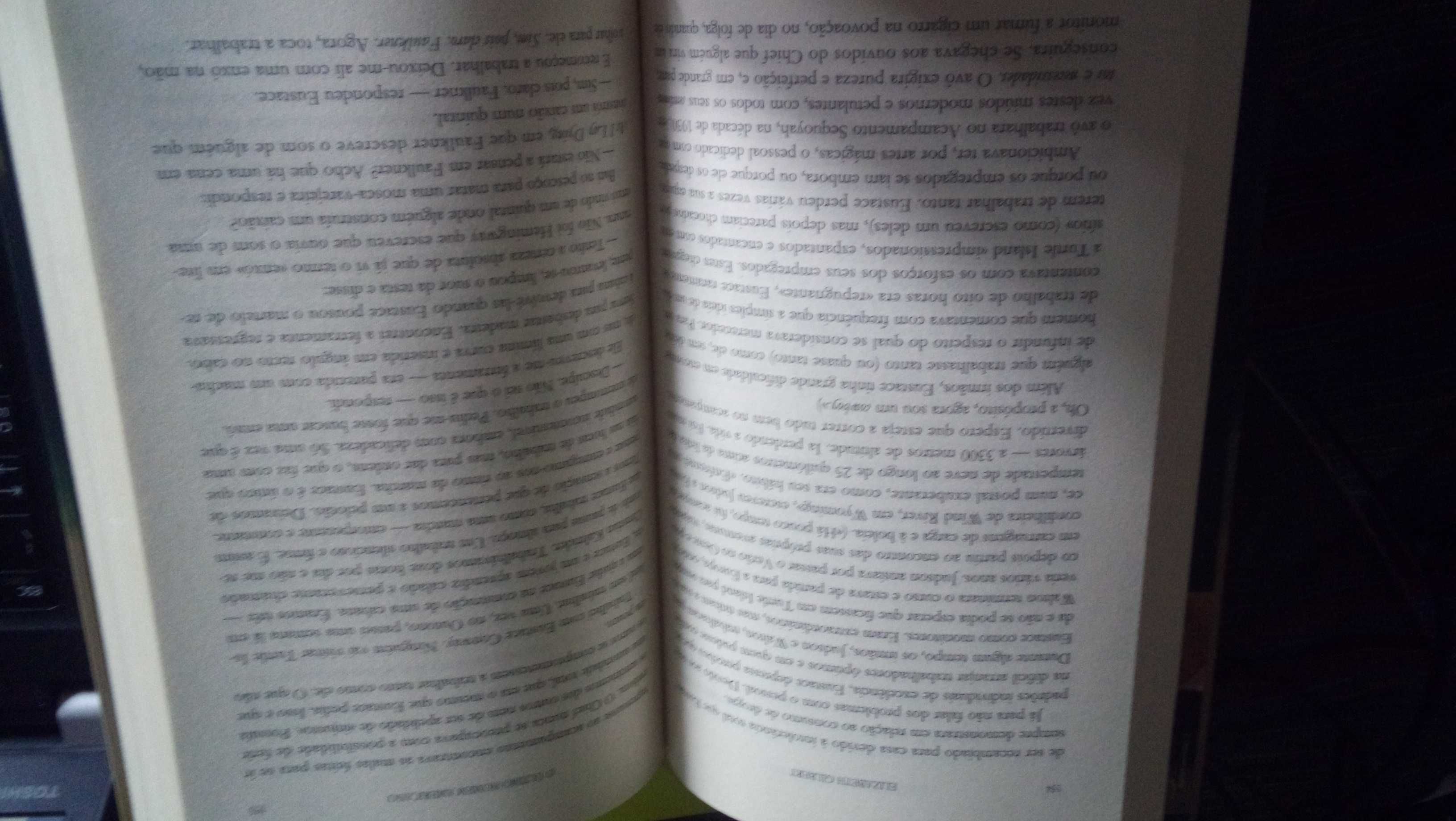 Livro O Último Homem Americano de Elizabeth Gilbert - Com Portes