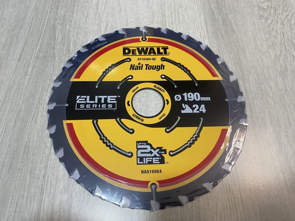 Пиляльний диск 165x20x0,99 Z24 DeWalt DT10400 девальт