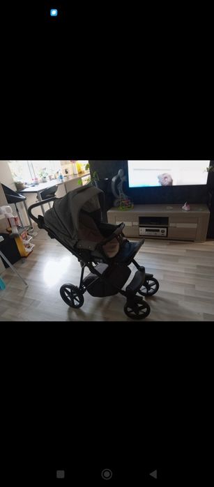 Wózek Adamex 2w1 plus fotelik i baza ISOFIX