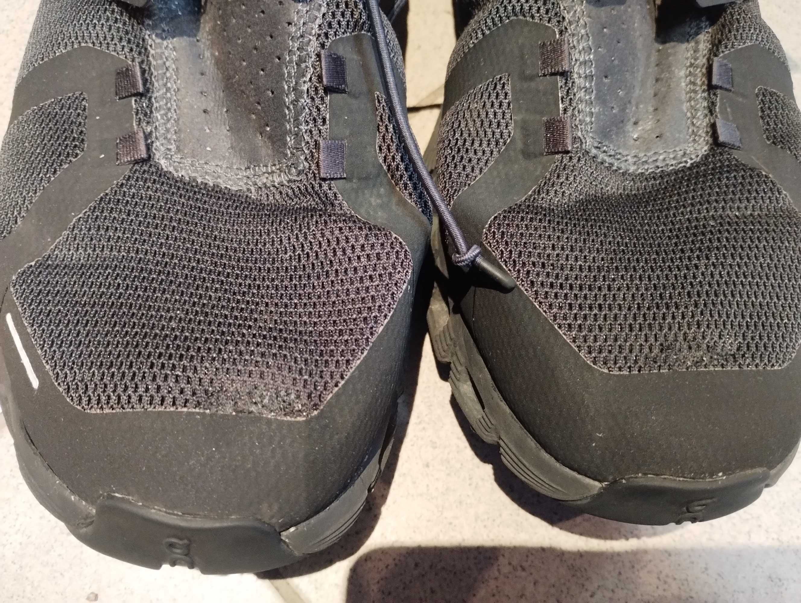 Buty do biegania biegowe ON Running Cloud 5 roz 46