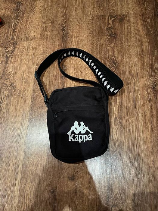 Сумка Месенджер kappa на лампасах