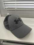 Szara czapka z daszkiem Under Armour M/L