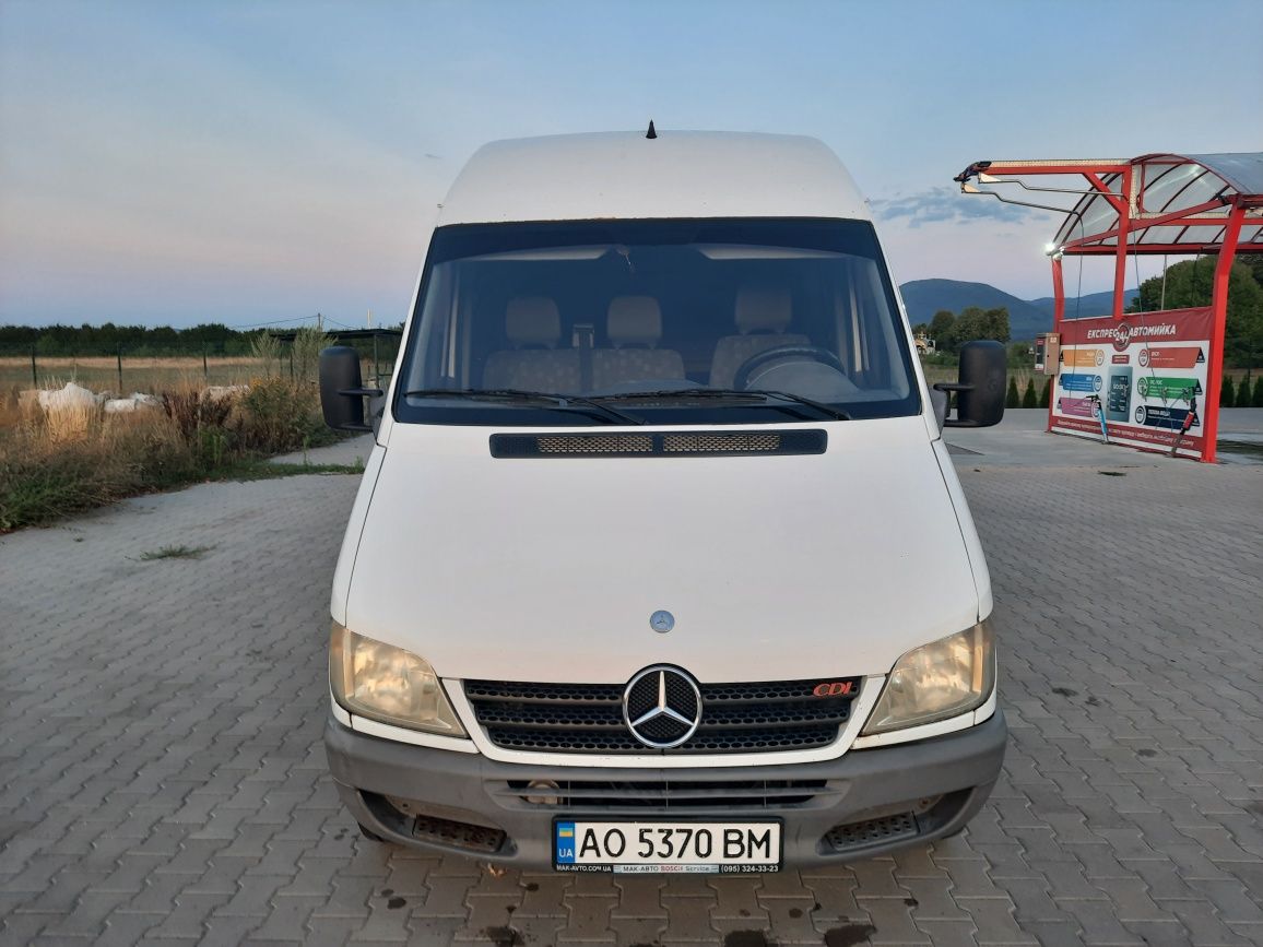 Mercedes Sprinter Груз/Пасс 8+1