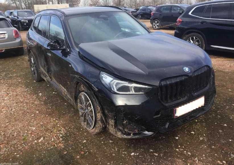 Бампер BMW X1 U11 деталь запчасти бмв х1 у11 запчастини розбор