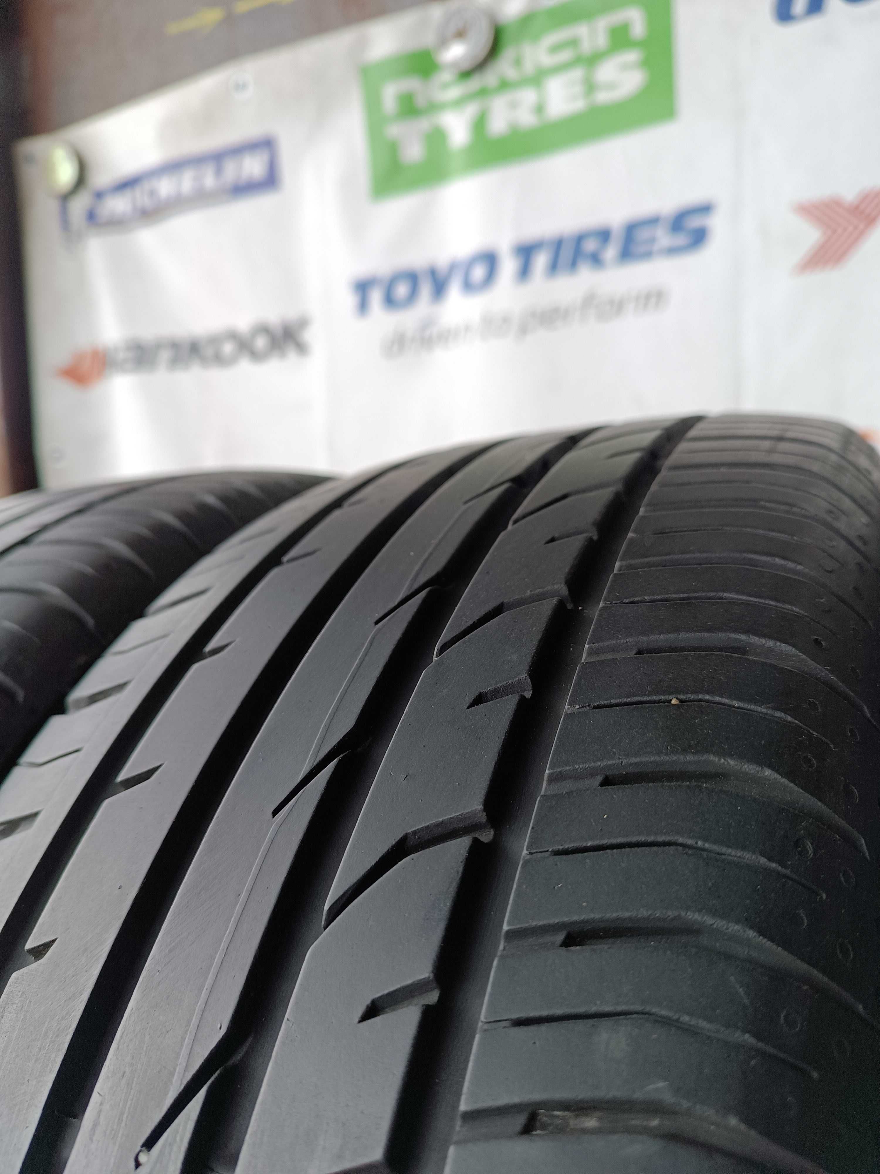 Літні шини 215/55 R17 Continental Conti Premium Contact 2