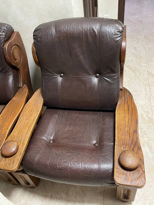 комплект диван та крісло