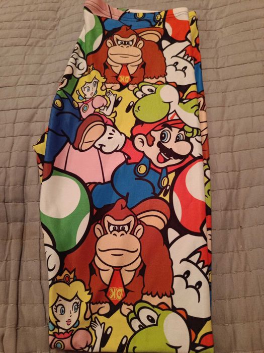 Legginsy z modnym Mario