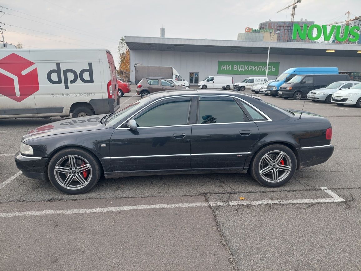 Ауді а8d2 4.2 2000 p.