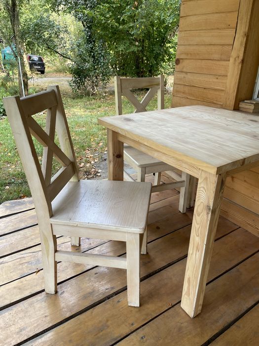 Stol drewniany 8 szt 40/40