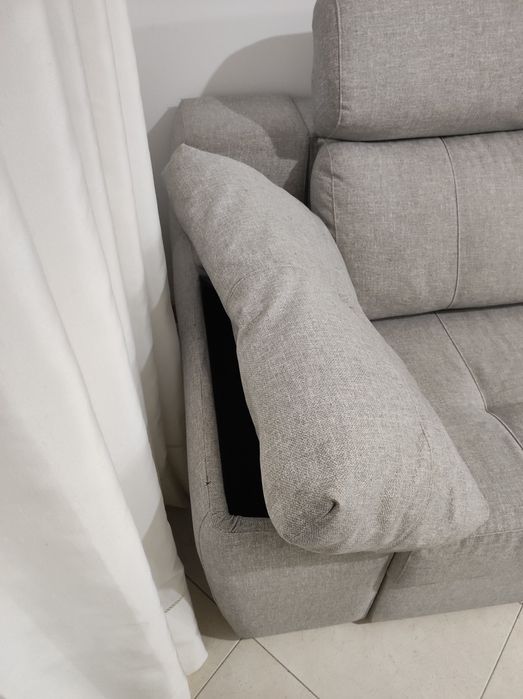 Sofá com chaise longue