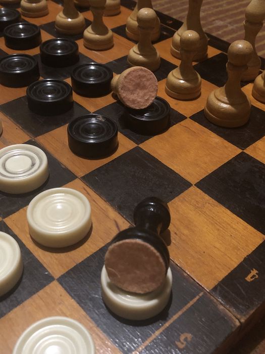 Шахматы времен СССР деревяные и шашки