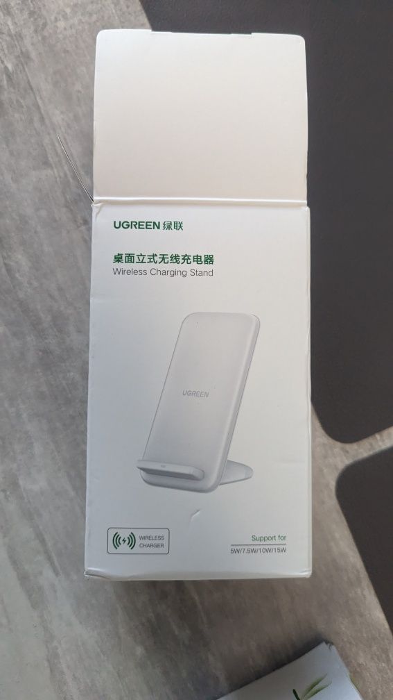 Беспроводная зарядка UGREEN 15W