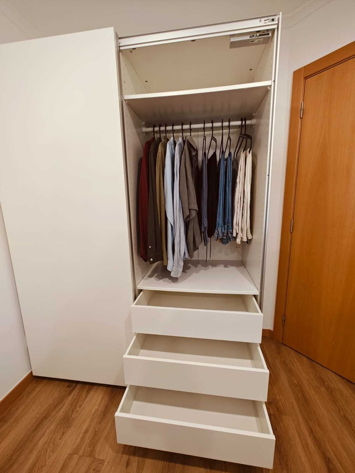 Roupeiro IKEA Pax + Hasvik