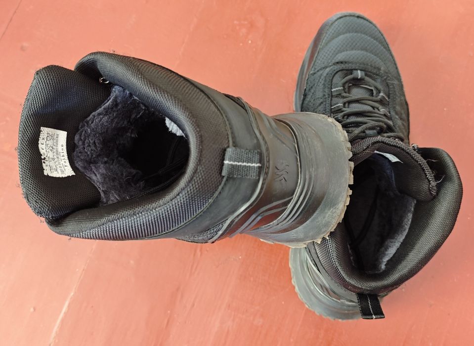 Зимові черевики (кросівки)