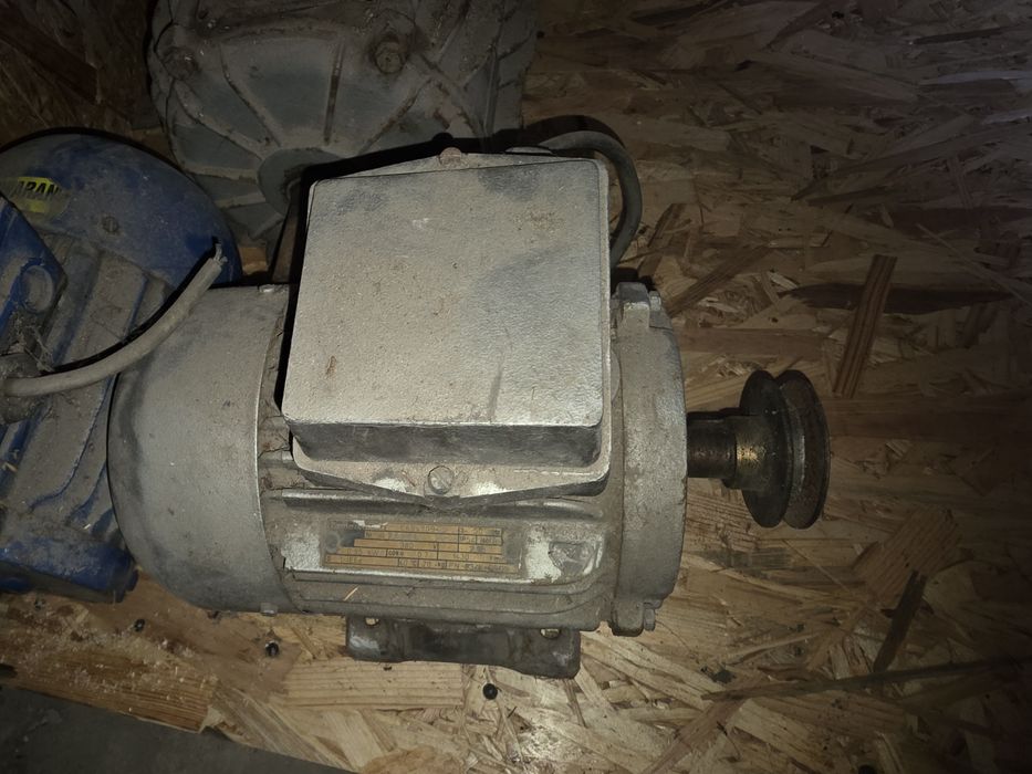 Silnik Elektryczny 0.95kw 1430obr
