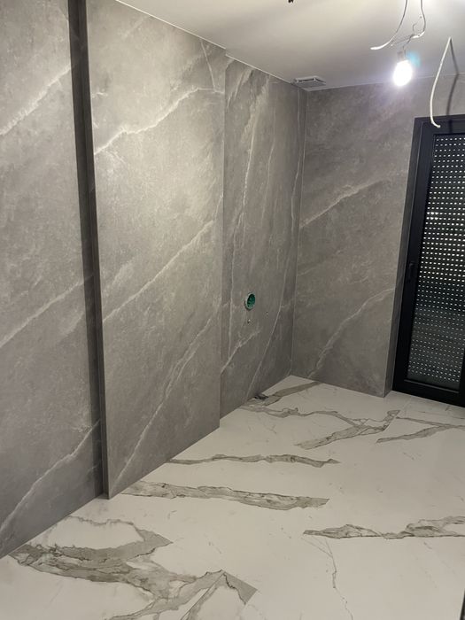 Glazurnik Płytkarz  Łazienki Premium Mega format