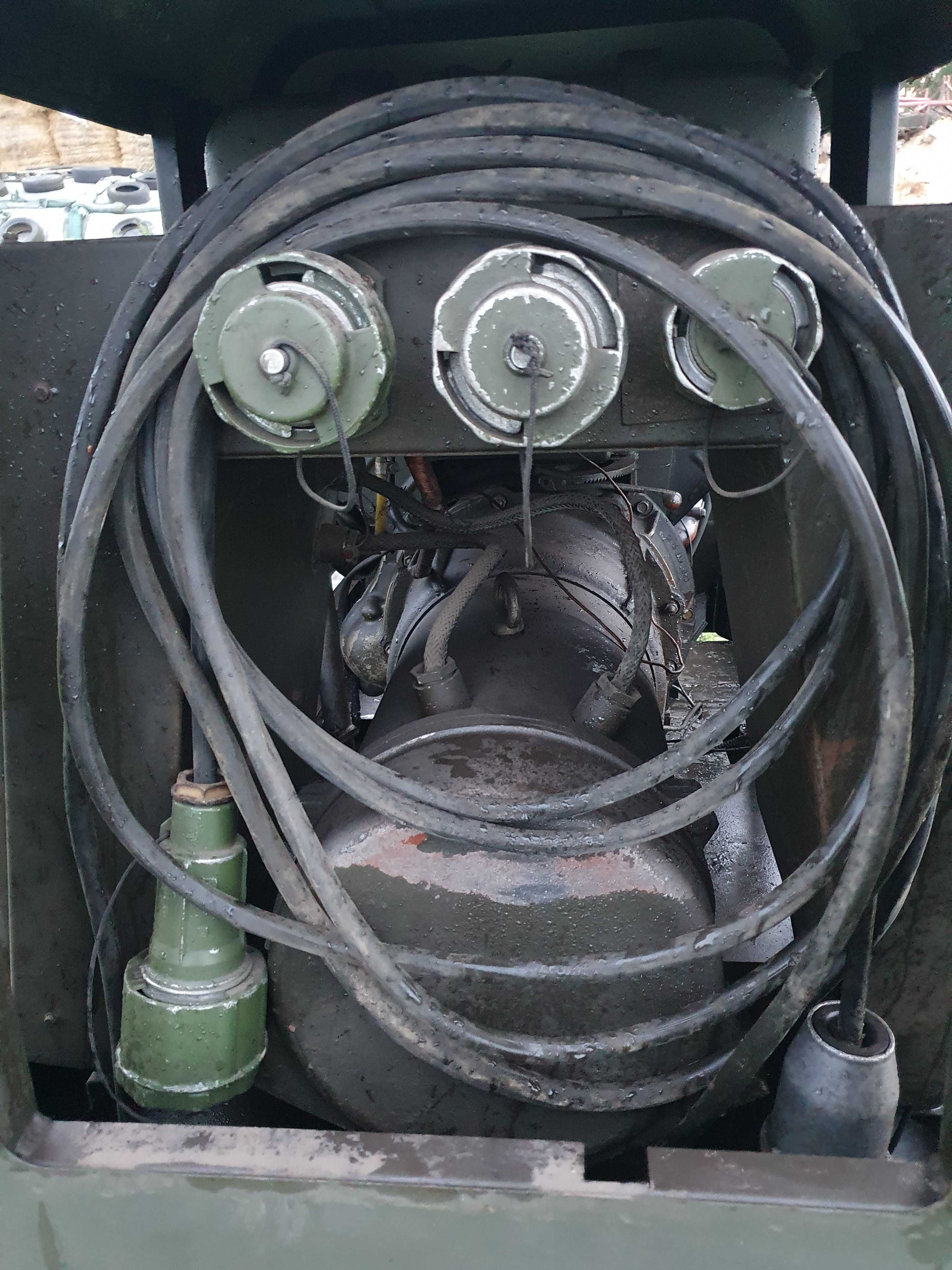 Agregat prądotwórczy z silnikiem, na wózku wojskowy PAD 8 kW