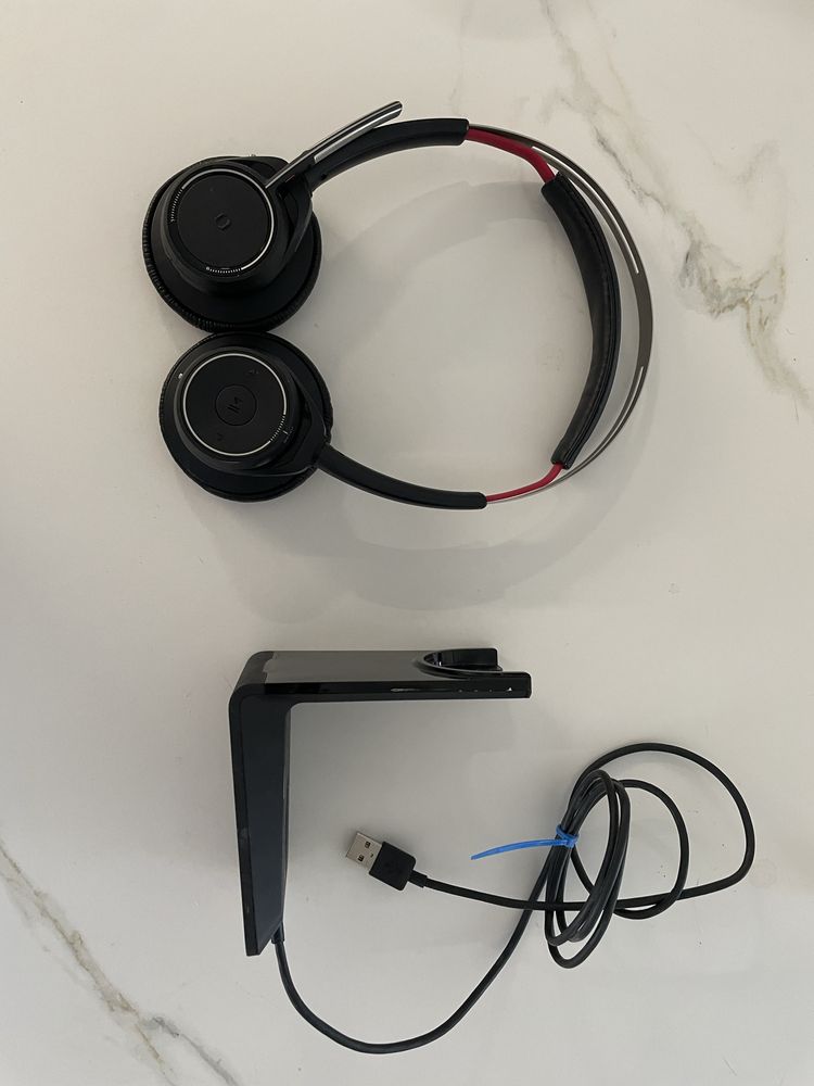 Słuchawki nauszne Plantronics Voyager Focus UC
