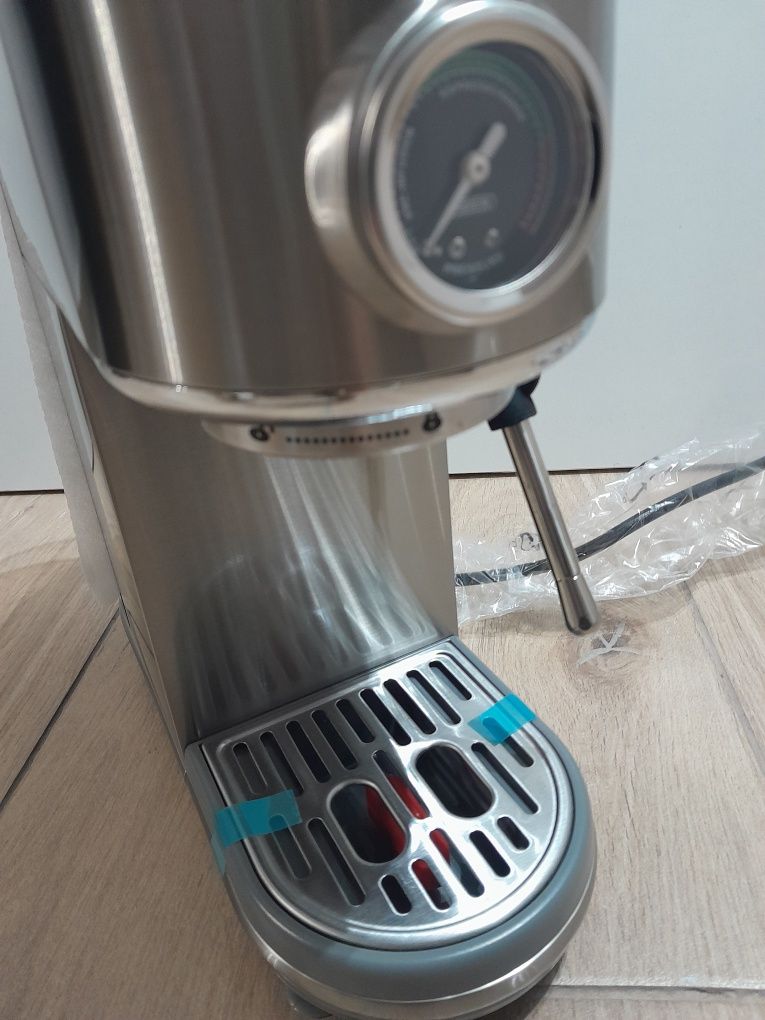 Ekspres do kawy ciśnieniowy  HiBrew H10B
