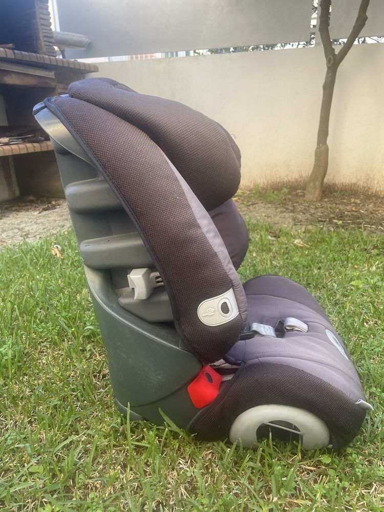 Cadeira de bébé para carri marca Britax