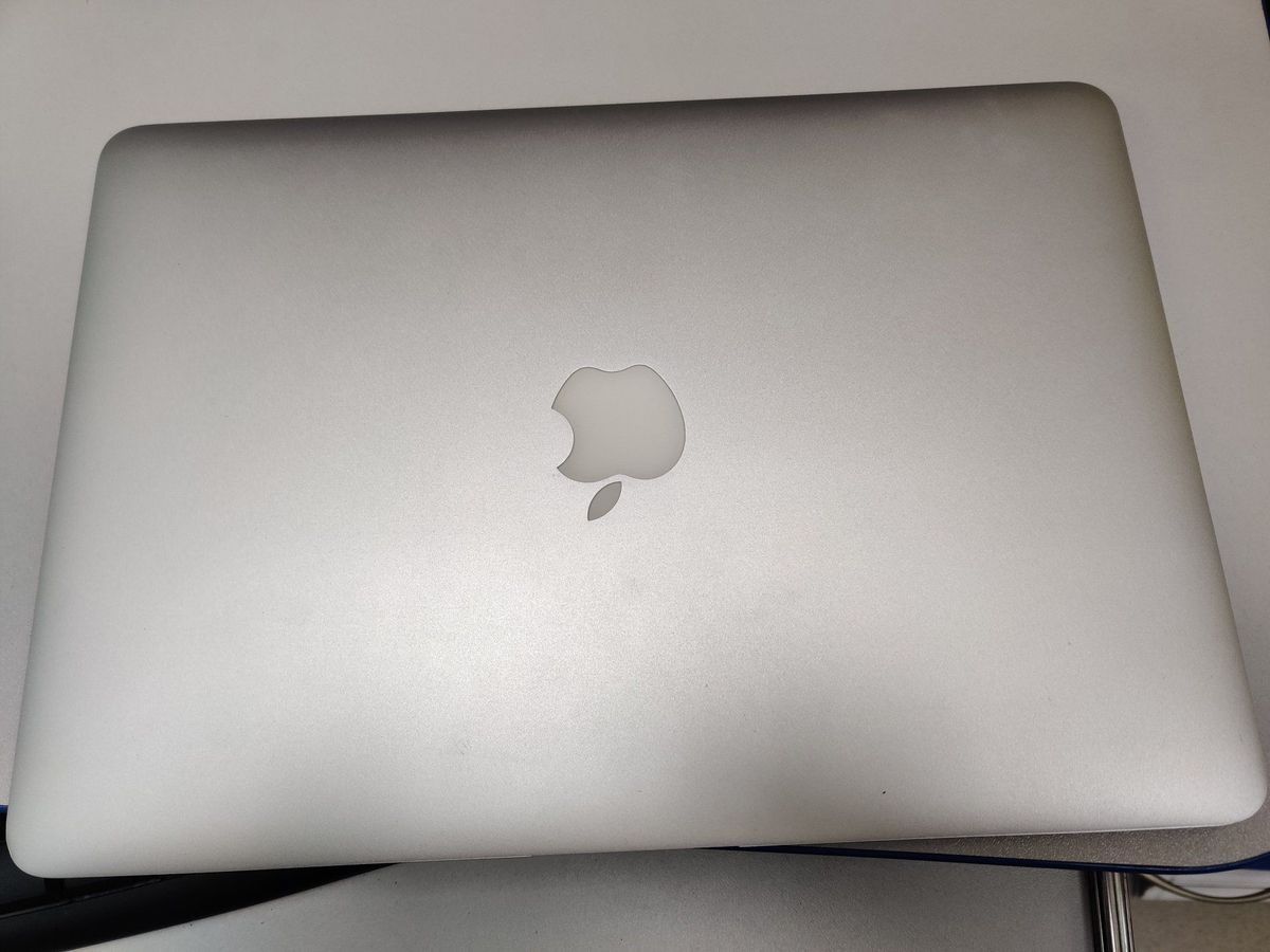 Нетбук Apple Macbook Air A1466/13 дюймів, intel core i5/4/128Gb
