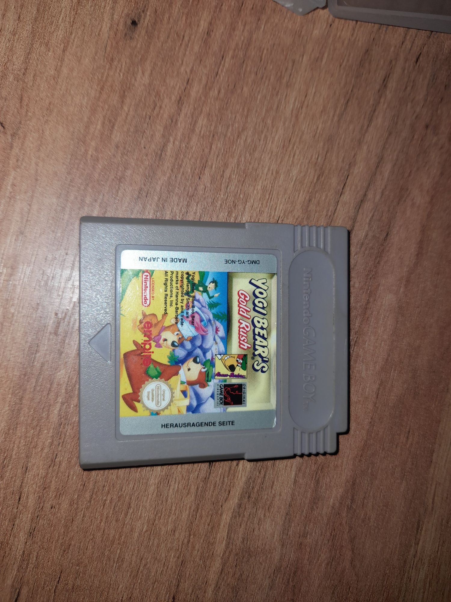 Yogi bears gameboy pal