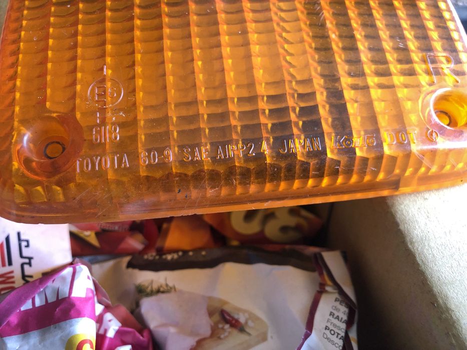 Farolins frente Toyota Landcruiser BJ40