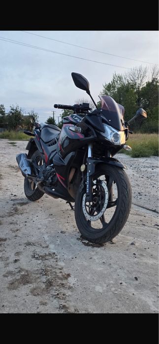 Продам мотоцикл lIFAN KPR 200