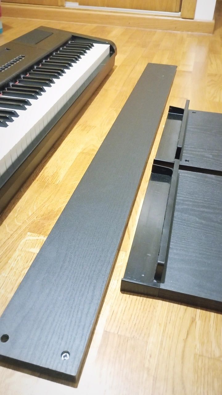 SDP-3 STAGE PIANO Gear4music + Stand