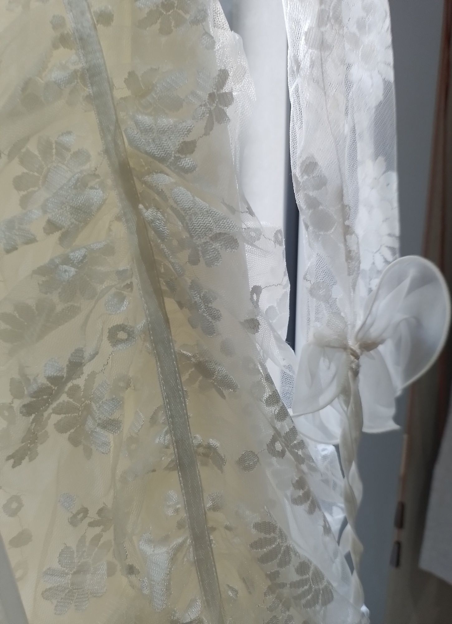 Vestido de noiva com manga comprida