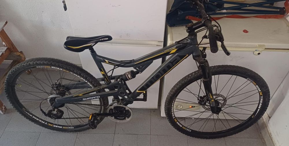 Bicicleta moma como nova aceito trocas