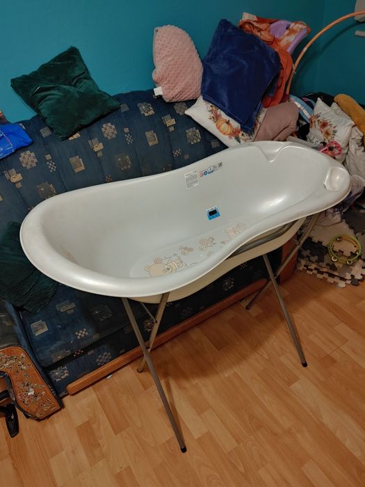 Wanienka - wytrzymała i wygodna dla RODZICA