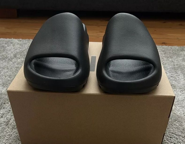 Adidas Yeezy Slide Onyx