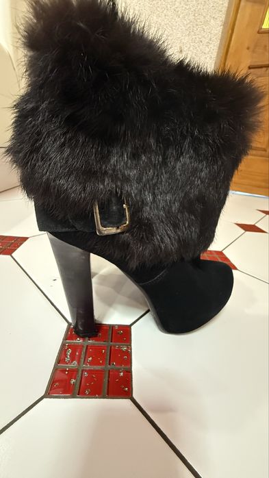 Ботильйони замш натур хутро