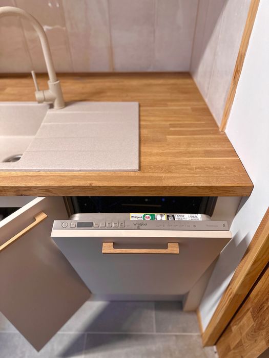 Nowe kaszmirowe meble kuchenne z AGD / nie używane!