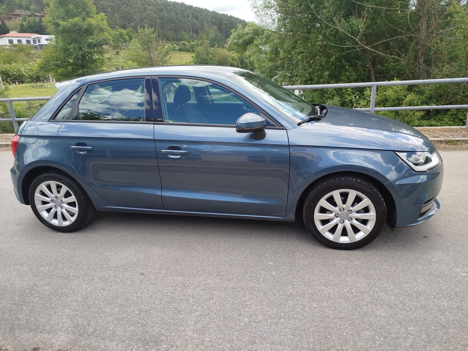 Audi A1 2016 (Apenas 40.000 quilómetros)