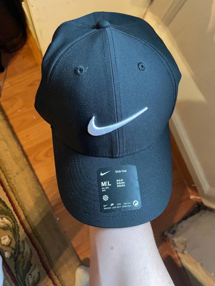 Кепка Nike Dri-Fit Club Cap Unstructured Featherlight black/white