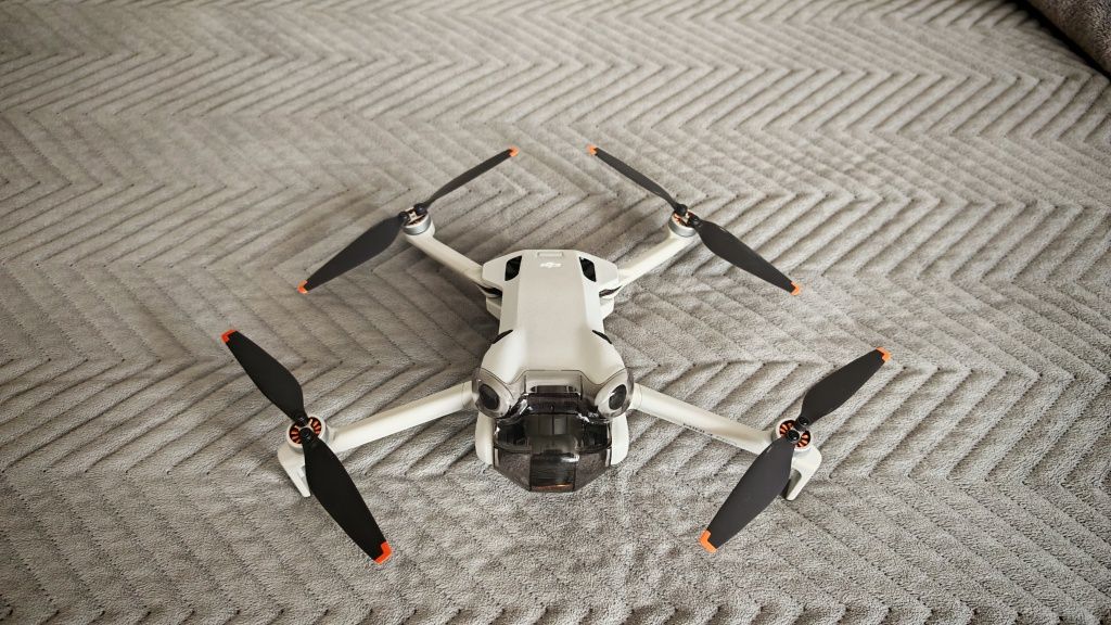 Dron DJI Mini 4K Fly More Combo + 128sd + Filtry ND